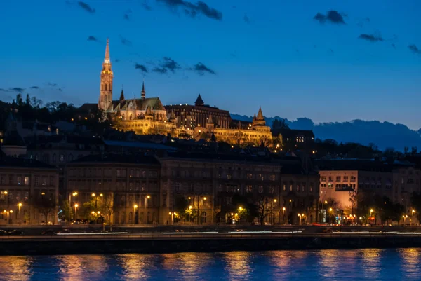 At night in Budapest Hungary — Stock Photo, Image