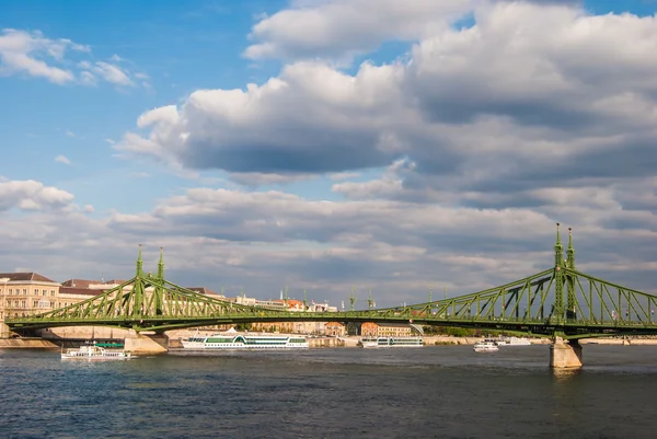 Liberty Bridge in Budapest — Stock Photo, Image