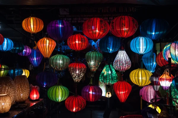 Nachtlaternen in der Altstadt von Hoi an — Stockfoto