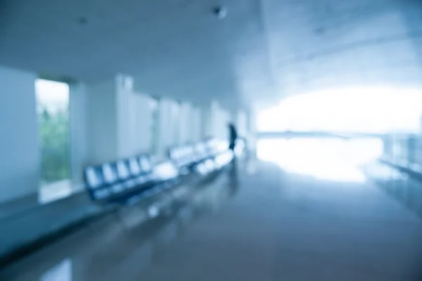 Foto borrosa de una terminal del aeropuerto . — Foto de Stock