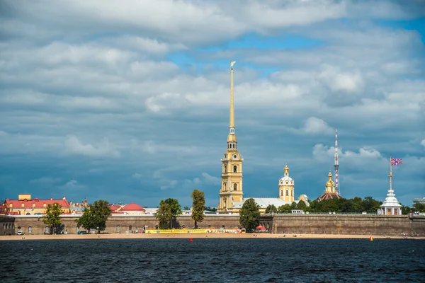 Fortaleza de Pedro y Pablo en San Petersburgo — Foto de Stock