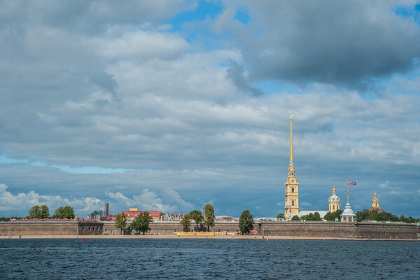 Peter and Paul Fortress viewed from Neva river in Saint Petersburg, Russia. The fortress was built in 18 century and is now one of the main attractions in Saint-Petersburg