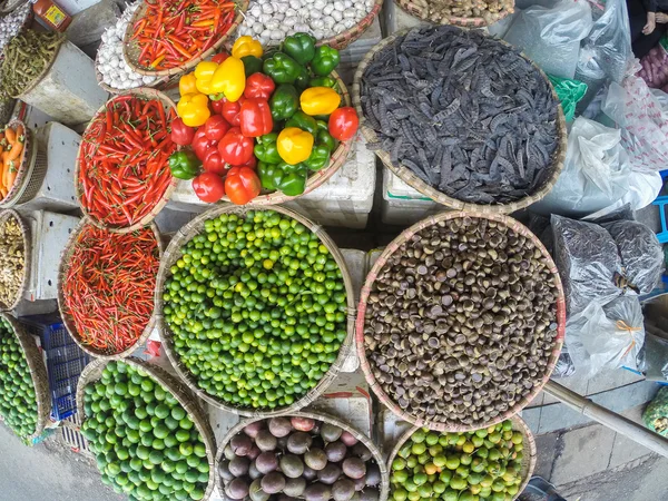 Owoców i warzyw na rynku azjatyckim — Zdjęcie stockowe
