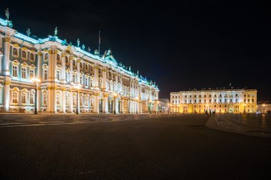 Saint Petersburg, Rusya 'daki Saray Meydanı.