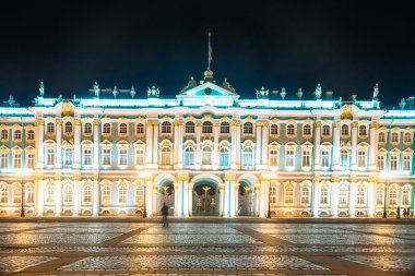 Saint Petersburg, Rusya 'daki Saray Meydanı.