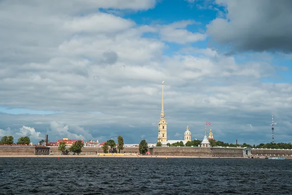 Fortaleza de Pedro e Paulo em São Petersburgo — Fotografia de Stock