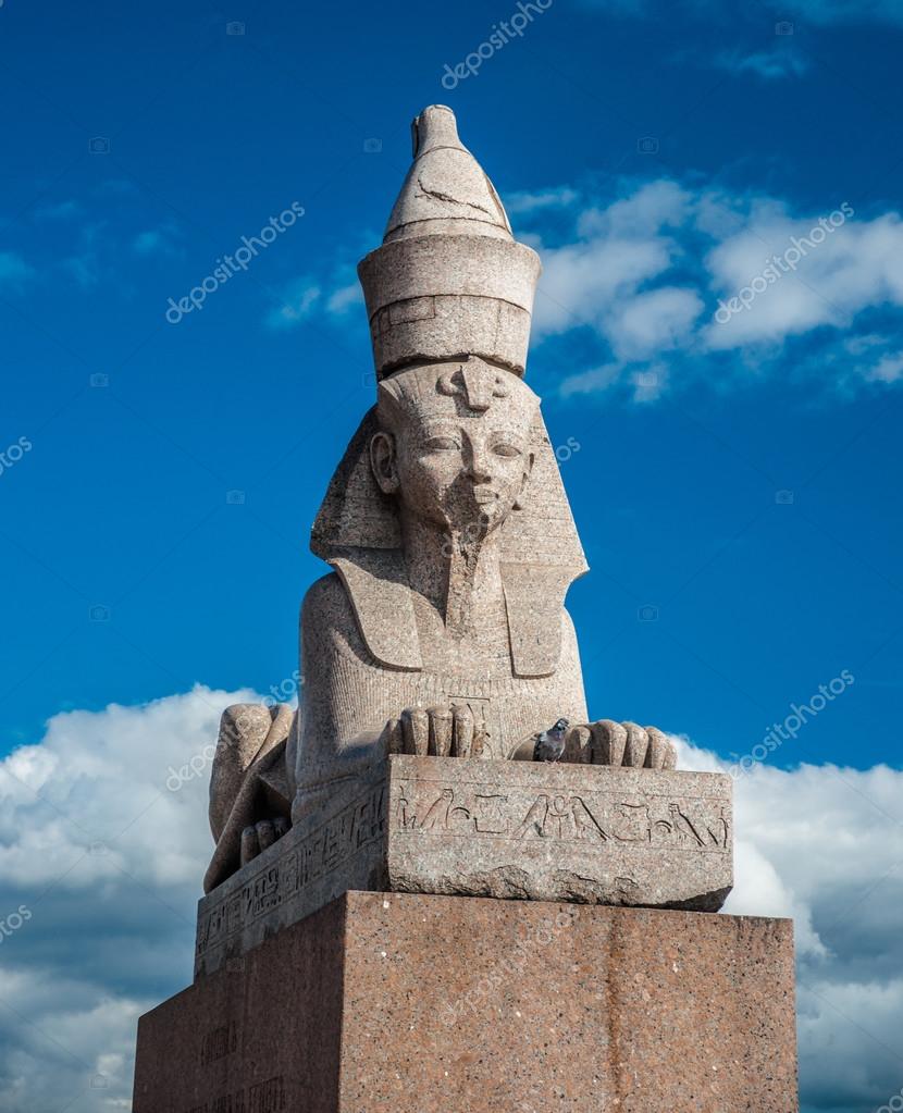 Esfinge egipcio antiguo 2022