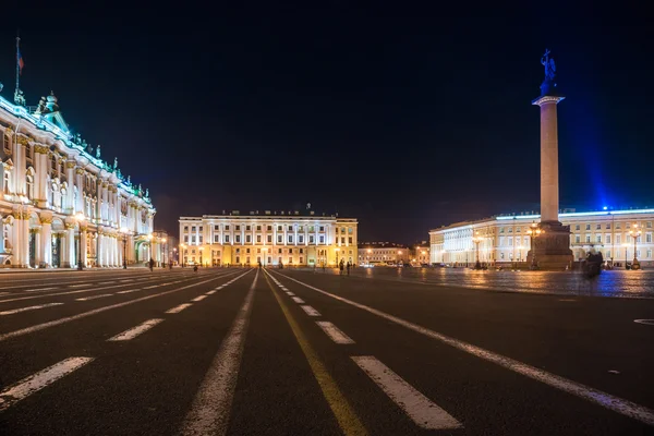 Palace Square in Saint Petersburg, Russia. — Stock Photo, Image