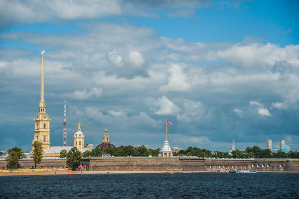 Peter and Paul Fortress viewed from Neva river in Saint Petersburg, Russia. The fortress was built in 18 century and is now one of the main attractions in Saint-Petersburg
