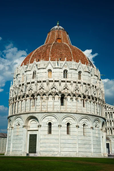 Baptistery, Pisa, Italy — Stock Photo, Image