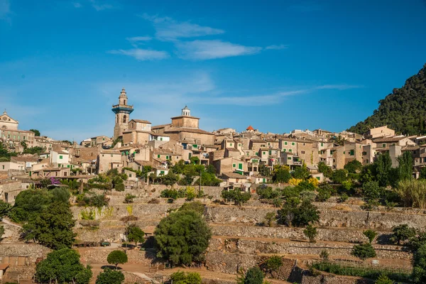 Bella vista della piccola città Valldemossa — Foto Stock