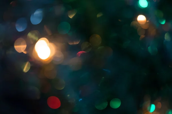Красочное размытое изображение рождественского декора — стоковое фото