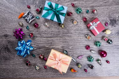 Noel hediyeleri ahşap üzerine