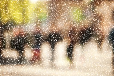 Kışın şehir commuters