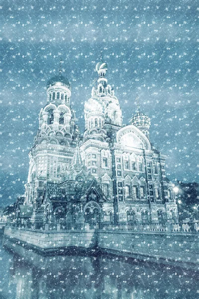 Kostel na rozlité krve v Petrohradu, Rusko. — Stock fotografie