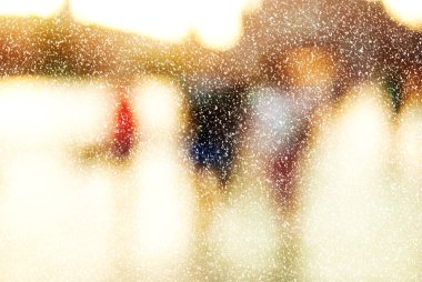 Kışın şehir commuters