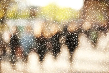 Kışın şehir commuters