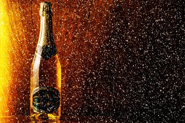 şişe şampanya