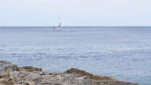 Sailboat on the Sea — Stock Photo, Image