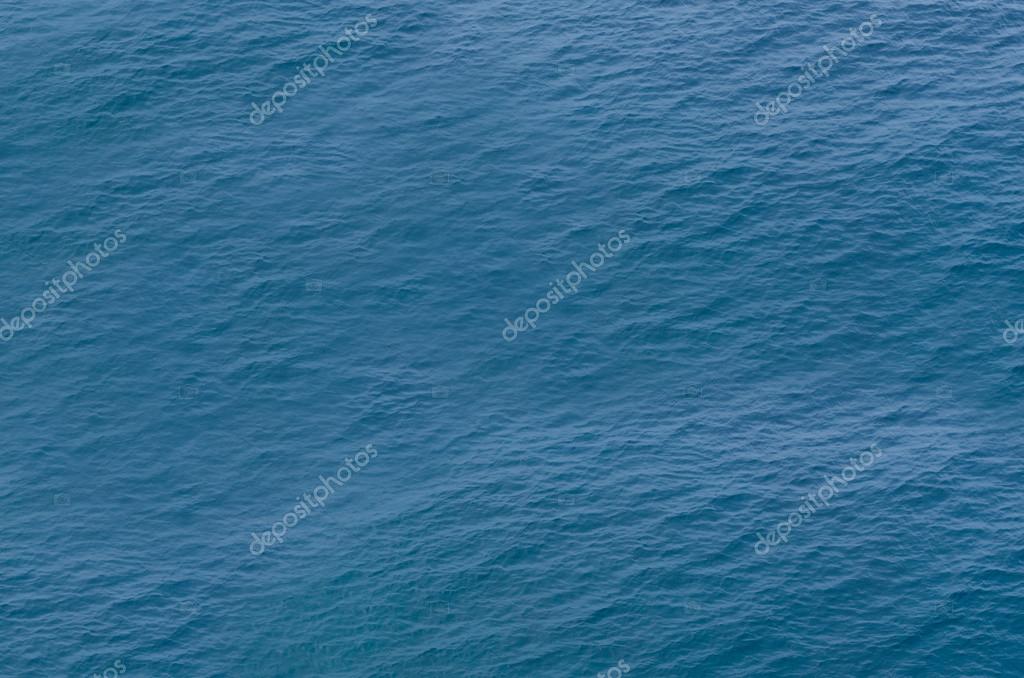 Blauwe zee van bovenaf — Stockfoto © albaman 78720038