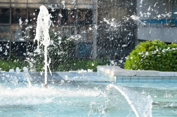 Splashing Water in City Fountain — Stock Photo, Image