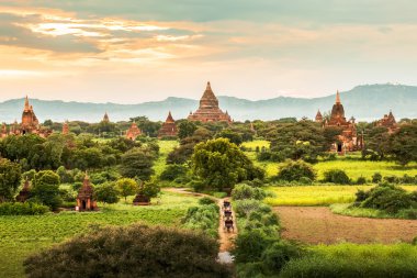 Bagan, Myanmar 'daki antik tapınaklar