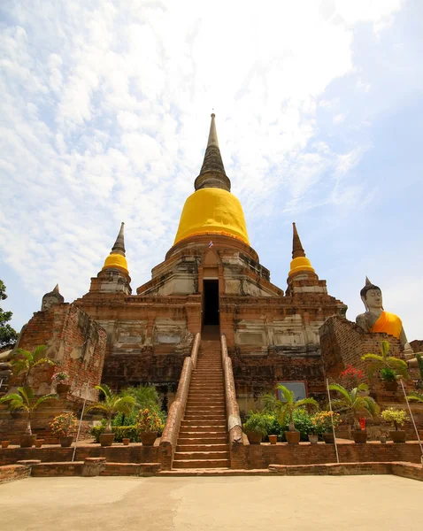 Wat Яй Chaimongkol, стародавнього храму в Ayutthaya, Таїланд — стокове фото