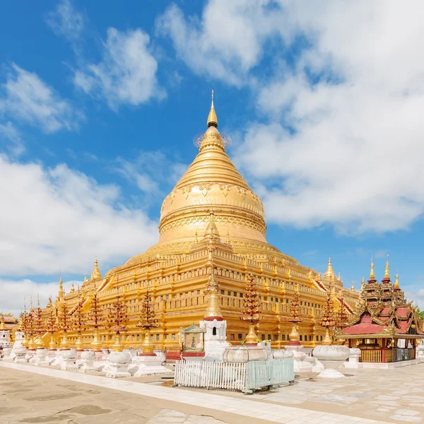 Shwezigon Пайя, Баган, М'янма. — стокове фото