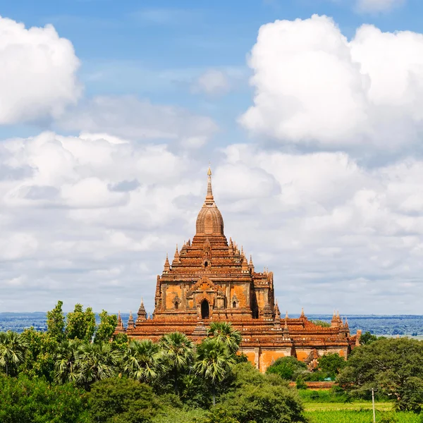 Gamla pagod i gamla staden Bagan, Myanmar. — Stockfoto