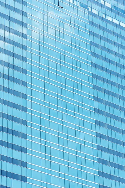 Parede de vidro azul de arranha-céu, fundo abstrato . — Fotografia de Stock