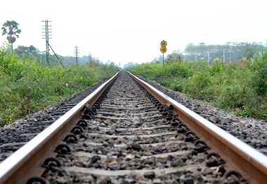 tren yolu bir parçası