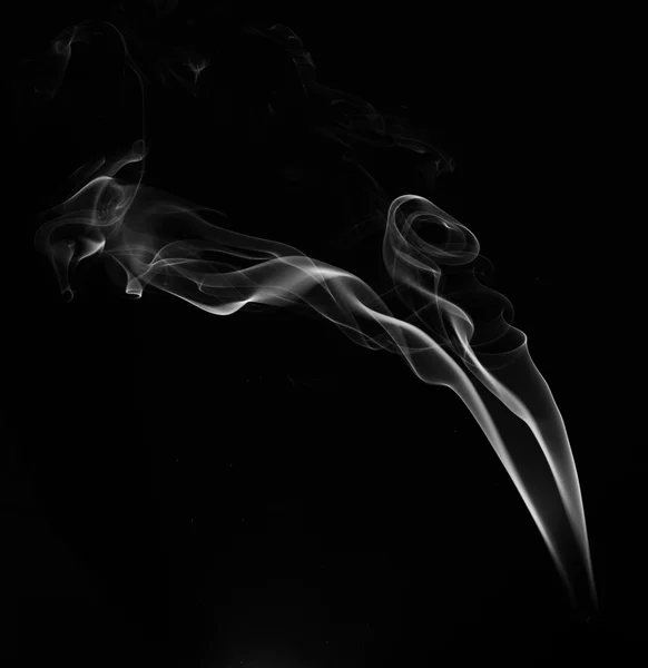 Witte Rook Zwarte Achtergrond — Stockfoto