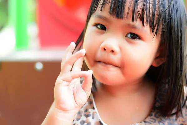 Ritratto Una Bella Bambina Sorridente — Foto Stock