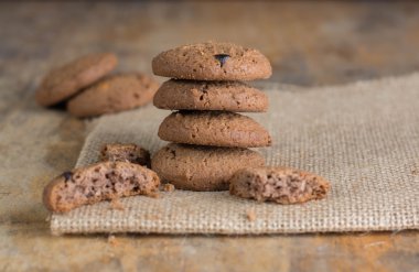 Keten kumaş üzerine çikolata kurabiye 