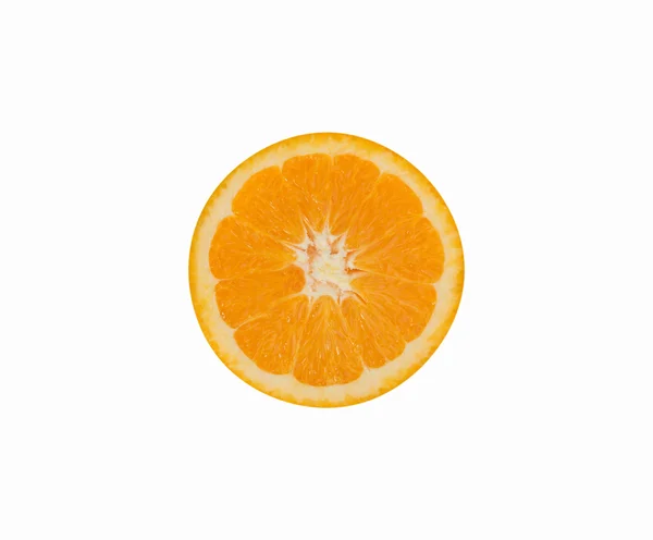 Fatia de fruta laranja fresca isolada no fundo branco — Fotografia de Stock