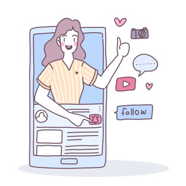 Genç bir bayan akıllı telefondan canlı yayın yapıyor..