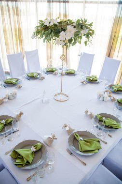 Düğün masa seti, her şey hazır.