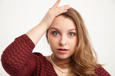 güzel bir genç kadın yüzü