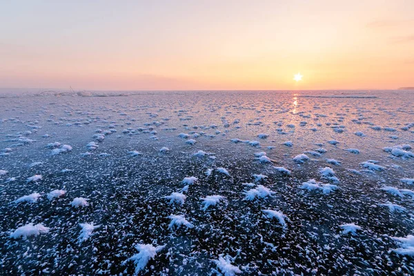 Een Heldere Winterochtend Landschap Zachte Afneembare Warmte Zonnestralen Warmte — Stockfoto