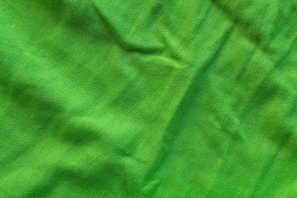 Fundo Verde Enrugado Tecido Com Dobras — Fotografia de Stock