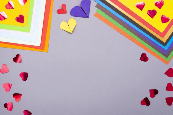 Предпосылки Творчества Цветные Бумажные Бумажные Сердца Вырезанный Бумаги — стоковое фото
