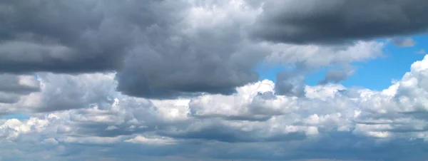 Wolken — Stockfoto