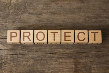 Koru kelime ahşap küpleri