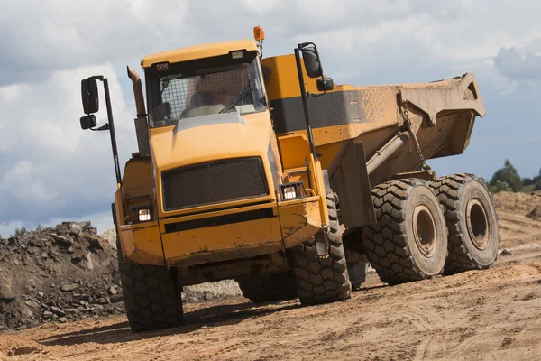 Large dump truck — Stock Photo, Image