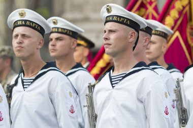 Kiev, Ukrayna - 24 Ağustos 2016: Ukrayna Bağımsızlık Günü'ne adanmış Kiev'de askeri geçit töreni. Ukrayna Bağımsızlık 25 yıldönümünü kutluyor