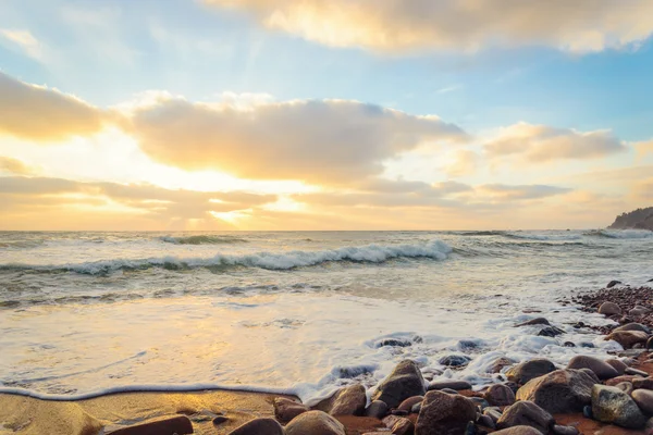 Pobřeží oceánu v noci — Stock fotografie