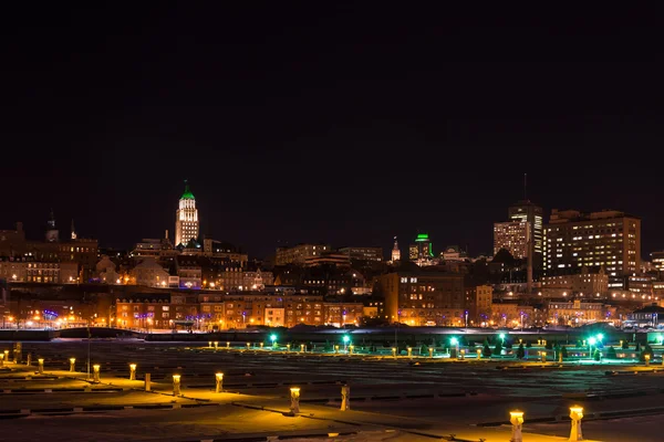 Quebec cidade à noite no inverno — Fotografia de Stock