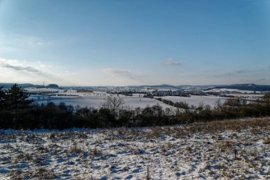 Bavyera 'da karla kaplı odun