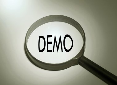 Büyüteç camı kelime demo ile. Demo arama