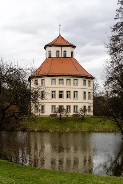 Dagsutflykter Södra Tyskland Små Gamla Slott Mitt Sjö — Stockfoto